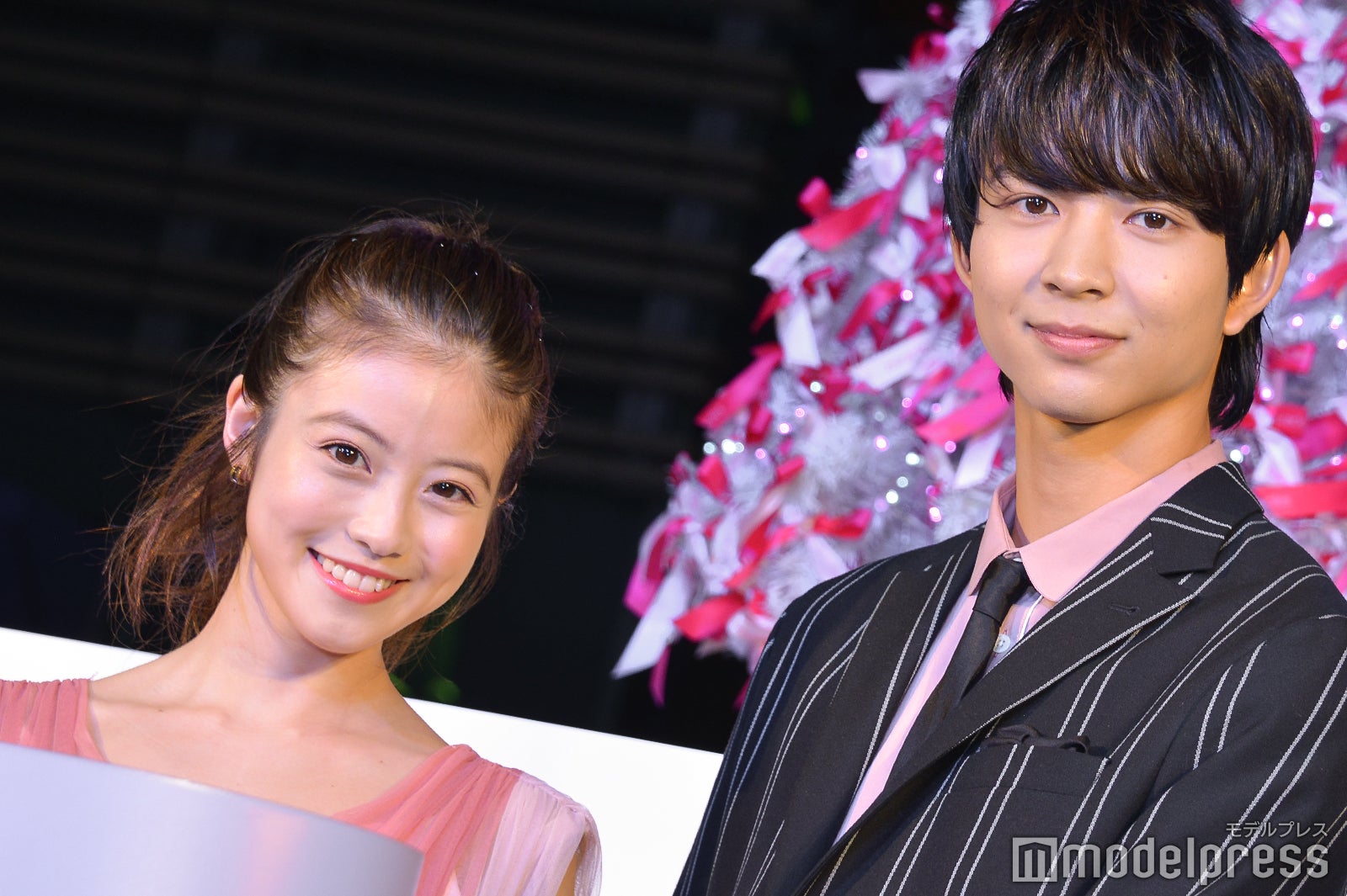 今田美桜、鈴木仁/『パンテーン ミラクルズ Xmas リボンツー』点灯式(C